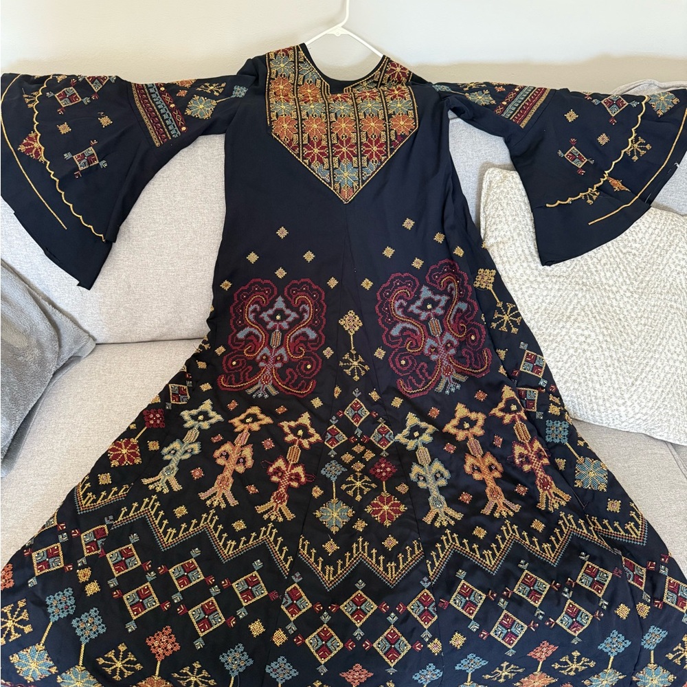 authentic middle eastern thobe women